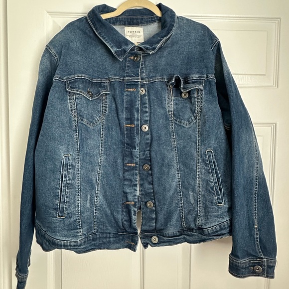 Torrid Classic Blue Denim Jacket - Picture 1 of 8